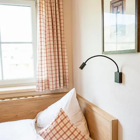 Stadler מלון דירות 3*