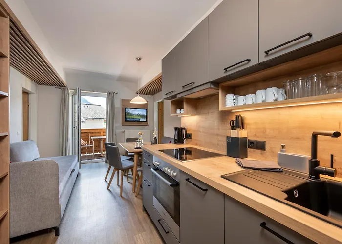 Stadler Aparthotel 3*